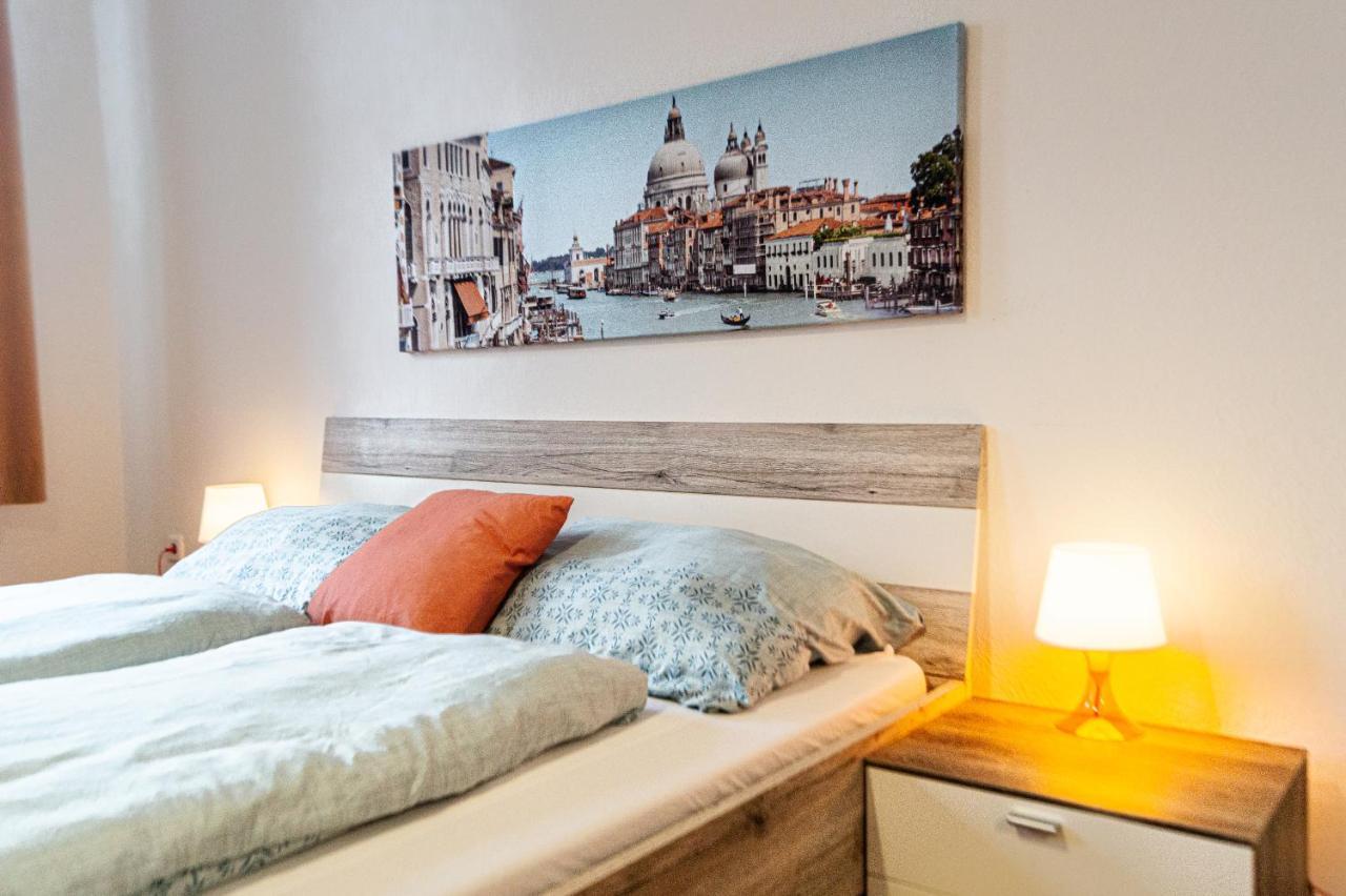 Comfy 2Br- Apartment Near Wiener Stadthalle Екстериор снимка