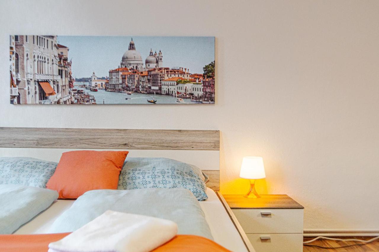Comfy 2Br- Apartment Near Wiener Stadthalle Екстериор снимка